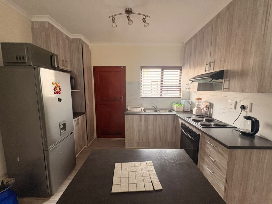 3 Bedroom Property for Sale in Cove Rock Eastern Cape